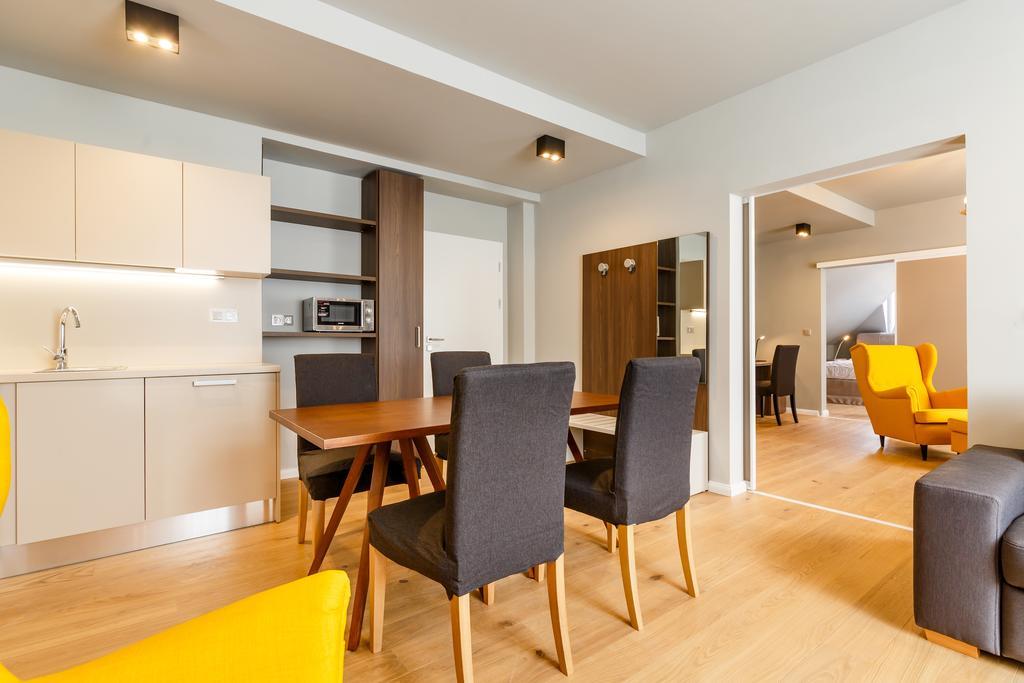 Bohemia Rhapsody Apartment *