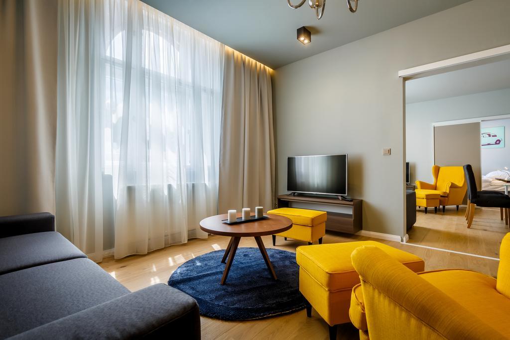 Bohemia Rhapsody Apartment *