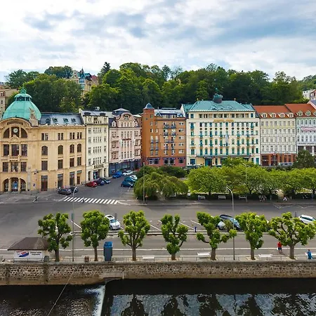 Apartments Bohemia Rhapsody Karlovy Vary Exterior photo